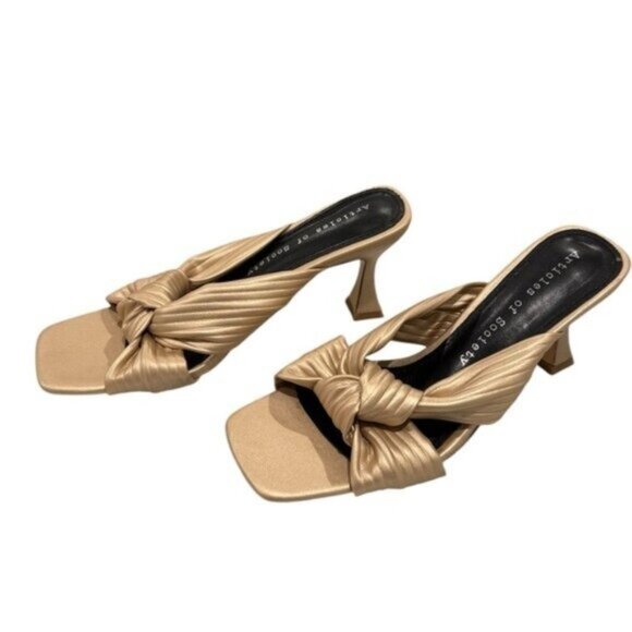 Articles of Society Milano Gold Vegan Leather Square Toe Strappy Sandals 9 - Picture 1 of 9